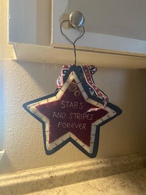 Patriotic Star Hanging Ornament - Red, White & Blue #Farmhouse